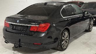 BMW 7-serie 730d/PANO/MEMORY/HEAD-UP/VENTILATIE/4xSTOELVERW./XENON-LED/FULL-ASSIST/TREKHAAK/VOL! picture 3