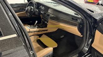 BMW 7-serie 730d/PANO/MEMORY/HEAD-UP/VENTILATIE/4xSTOELVERW./XENON-LED/FULL-ASSIST/TREKHAAK/VOL! picture 13