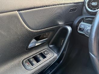 Mercedes A-klasse A250e 218PK 8G-DCT Aut. Premium Plus picture 31