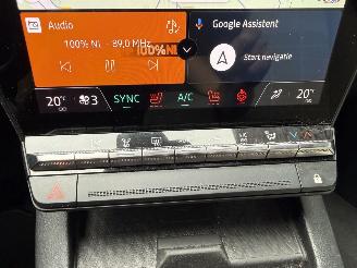 Renault Mégane E-Tech EV60 Optimum Charge 218PK Aut. ICONIC FULL OPTIONS! picture 28