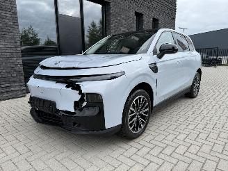 Leapmotor B10 NEW! 67,1kWh 218PK Aut. DESIGN PANO VOL! picture 3