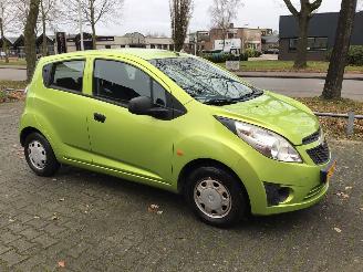 Unfallwagen Chevrolet Spark Sprak 1.0 16v ls zeer lichte schade met Nw apk 2010/11