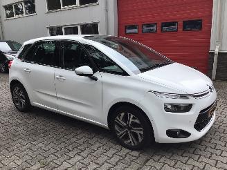 Citroën C4 PICASSO 2.0 blueHDI INTENSIVE lichte rijbare schade picture 3
