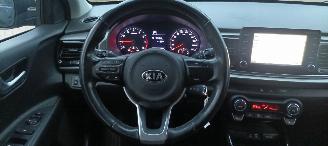 Kia Rio Bj:11-2019 1.4-16v Automaat Navi Climatecontrol Stoelverwarming Lichtautomaat Led-Koplampen 4xelek ramen Privacyglas Stuurwiel met verwarming picture 21