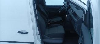 Volkswagen Caddy 2.0-TDI Airconditioning Elektrische ramen Elektrische-spiegels met verwarming Centrale vergrendeling met afstandsbediening Start-Stop picture 16