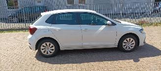 Volkswagen Polo Digitale cockpit Full-Led koplampen Led achterlichten Stoelverwarming Cruisecontrol Dab Radio elektrische buitenspiegels met verwarming Parkeersensoren voor en achter Drivelane assistent picture 3