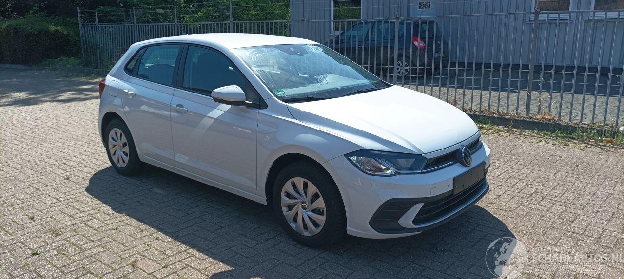 Volkswagen Polo 1.0-mpi 80pk Airconditioning Led koplampen Virtual Cockpit Frontassistent Drivelane assistent Stoelverwarming Cruisecontrol