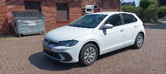 Vaurioauto  passenger cars Volkswagen Polo 1.0-mpi Digitale cockpit Full-Led koplampen Led achterlichten Cruisecontrol Drivelane assistent Stoelverwarming Parkeersensoren 2026/1