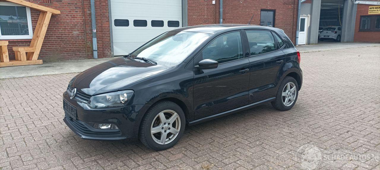Volkswagen Polo Polo 6C 1.4 Climatecontrol Stoelverwarming Regensensor leren stuurwiel mistlampen front radar