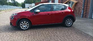 Citroën C3 Bi-Color You Edition 1.2 83pk Airconditioning Full-Led Cruisecontrol Drivelane assistent Stoelverwarming Lichtautomaat Led-dagrijverlichting Dab Radio elektrische buitenspiegels met verwarming Centrale vergrendeling met afstandsbediening Start-Stop systee picture 7