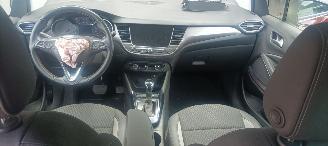 Opel Crossland Bj 4-2018 1.2 Automaat Navi Led Climatecontrol CruiseControl Stoelverwarming Lichtautomaat Privacyglas Regensensor Trekhaak Parkeersensoren picture 16