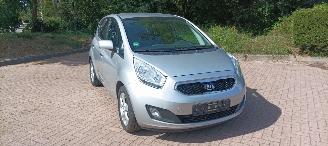 Coche accidentado Kia Venga Bj 8-2013 1.6 Automaat Climatecontrol Stoelverwarming Lichtautomaat Privacyglas keyless Entry trekhaak 2013/8