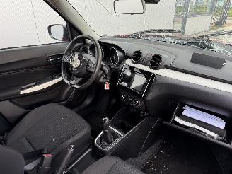 Suzuki Swift 1.2 Select Smart Hybrid -NAVI-PDC-CAMERA picture 6