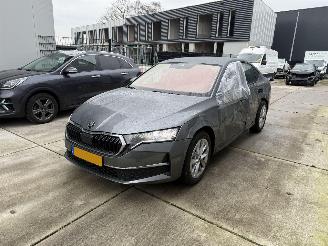 Skoda Octavia 1.5 TSI E-TEC MHEV 110 KW DSG-CAMERA-NAVI-PDC picture 2