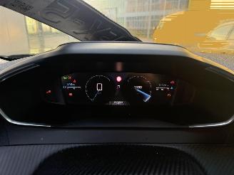 Peugeot 2008 1.2 PureTech 130 Allure -AUTOMAAT-NAVI-PDC-CAMERA picture 15