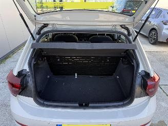 Volkswagen Polo 1.0 MPI  80 PK-PDC-CRUISE picture 10