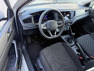 Volkswagen Polo 1.0 MPI  80 PK-PDC-CRUISE picture 3