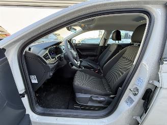 Volkswagen Polo 1.0 MPI  80 PK-PDC-CRUISE picture 8