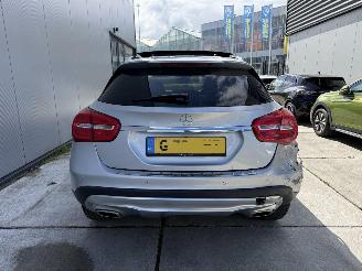 Mercedes GLA 200 d Prestige AUTOMAAT-PANO-NAVI-PDC picture 8