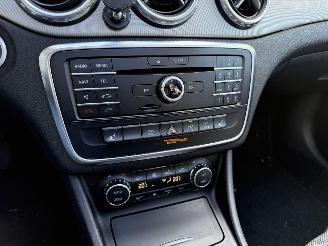 Mercedes GLA 200 d Prestige AUTOMAAT-PANO-NAVI-PDC picture 18