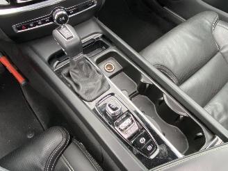 Volvo V-60 2.0 D4 190 PK  INSCRIPTION-PANO-CAMERA-NAVI-MEMORY STOELEN picture 13