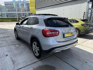 Mercedes GLA 200d PRESTIGE AUTOMAAT-PANO-NAVI-PDC picture 4