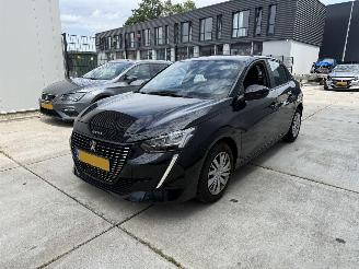 krockskadad bil auto Peugeot 208 1.2 PureTech Active NAVI - CLIMA - LED 2023/6