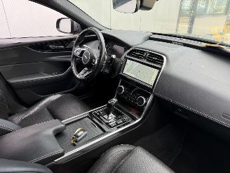Jaguar XE 2.0 P250 R-Dynamic Black - NAVI - LED - CAMERA - KEYLESS picture 6