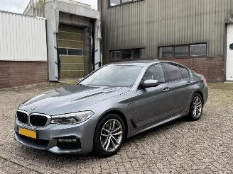 uszkodzony samochody osobowe BMW 5-serie 530e iPerformance High Executive M-Pakket Harman Kardon 360Camera Head-Up Geen Schade! 2017/4