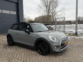 Coche accidentado Mini Cooper 1.5 Cooper Chili Automaat Pano Harman Kardon Nap Nederlandse Auto 2017/1