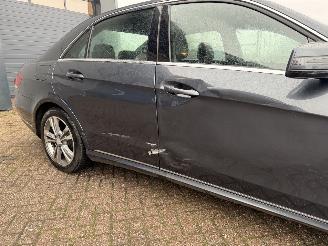Mercedes E-klasse 200 Ambition Avantgarde Schuifdak picture 13