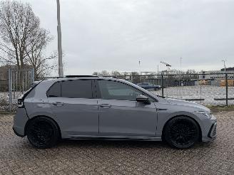 Volkswagen Golf 1.5 eTSI DSG R-Line Pano Harman Kardon picture 8