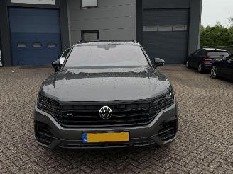 Volkswagen Touareg 3.0 TSI R 4Motion Hybrid 544Pk Pano DynAudio Sfeerverlichting Head-Up picture 2