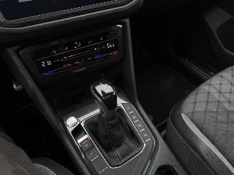 Volkswagen Tiguan 1.4 TSI EHybrid R-Line Pano picture 10