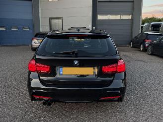 BMW 3-serie 320i M-Pakket High Executive Pano Nap Nederlandse Auto picture 5