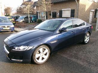 Auto incidentate Jaguar XF 2.0 D R-SPORT AWD 2017/5
