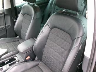 Volkswagen Golf 1.4 TSI HIGHLINE R-DESIGN picture 15