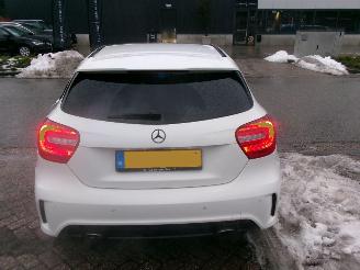 Mercedes A-klasse 200 PRESTIGE CLIMA PANO LEDER picture 7