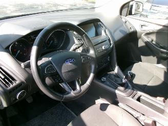 Ford Focus 1.5 TDCI EDITION CLIMA NAVI picture 11