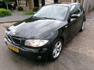 Damaged car BMW 1-serie 120 I AUTOMAAT BUSINESS LINE 2007/3