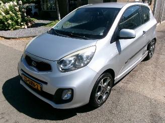 damaged passenger cars Kia Picanto 1.2 CVVT COMFORT PACK CLIMA 2011/11