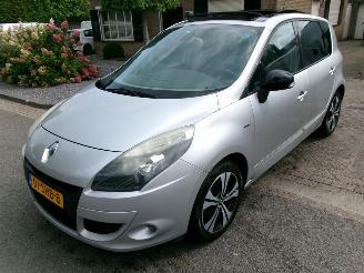 Auto incidentate Renault Scenic TCE BOSE CLIMA NAVI PANO 2011/9