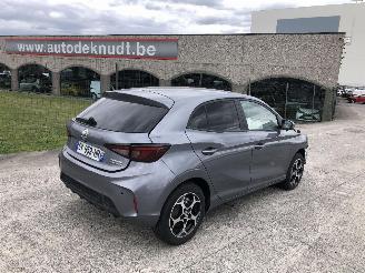 Schadeauto MG 3 1.5 HYBRIDE 2024/7