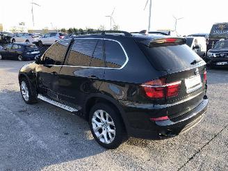 Unfallwagen BMW X5 3.0 D X DRIVE 2011/6