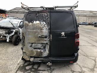 Peugeot Expert 2.0 HDI   AHK picture 13