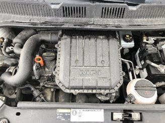 Volkswagen Up! 1.0 picture 16