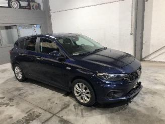 Vaurioauto  passenger cars Fiat Tipo 1.3 multijet 