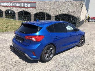 damaged passenger cars Ford Focus 1.0 ST Line 2020/5