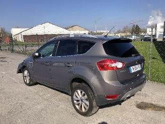 Coche accidentado Ford Kuga 2.0 TDCI 2012/11