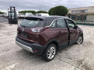 Damaged car Opel Crossland 1.2 turbo 2019/4